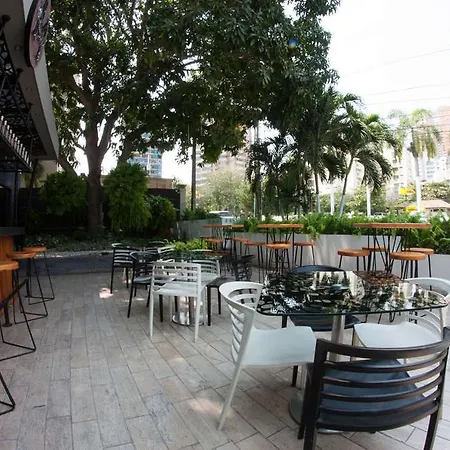 Washington Plaza 